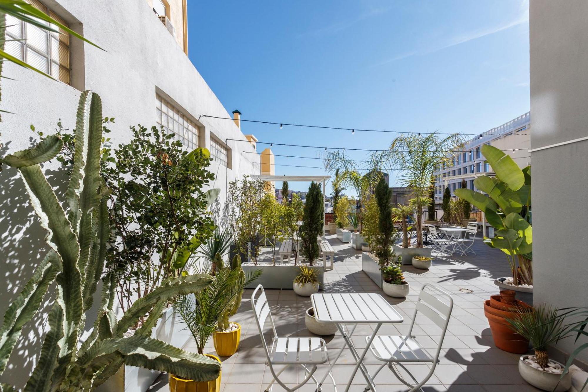 Expresso Martinis In Lisbon By Misha'S Place 4C Εξωτερικό φωτογραφία